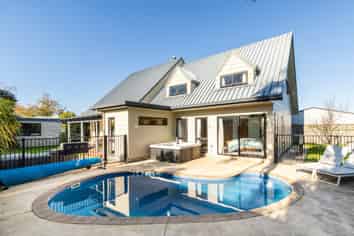 54 Gloucester Street, Greenmeadows