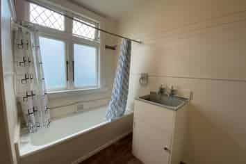 2/30 Worcester Street, West End