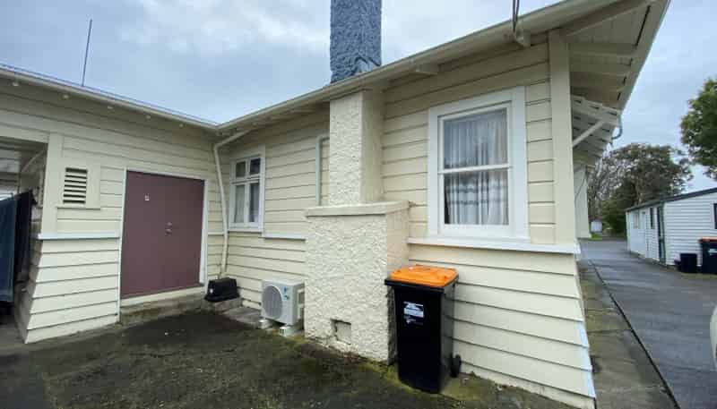 2/30 Worcester Street, West End
