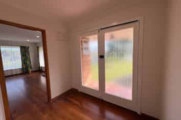 25 Lynwood Road, New Lynn