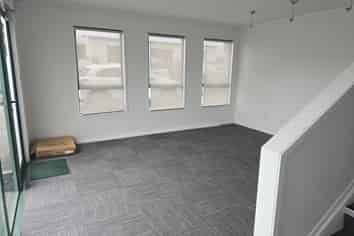 Modern industrial office unit