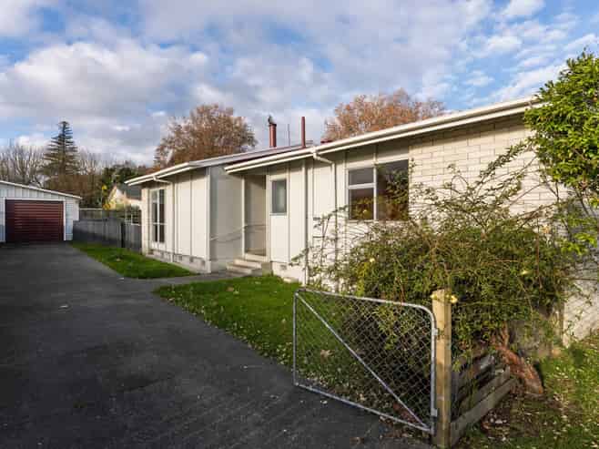 18 Loisel Street, Riverdale