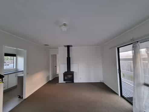 B/17 Grayson Avenue , Mangakakahi