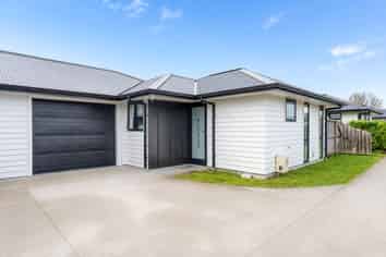 2/28 Powells Road, Fairview Downs