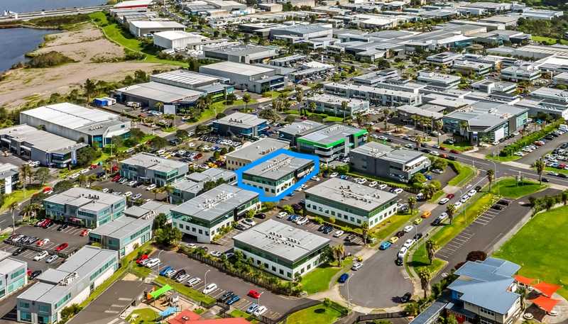 2i/3 Ceres Court, Albany