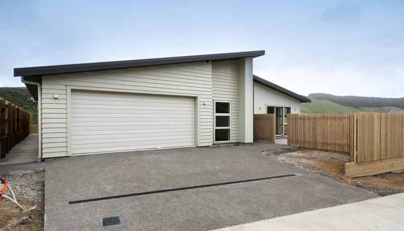 41 Crompton Avenue, Churton Park