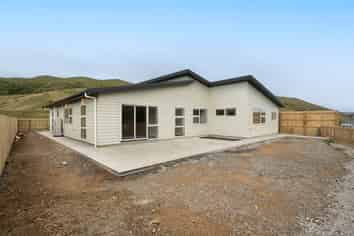 41 Crompton Avenue, Churton Park