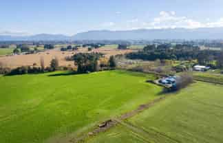 112 Ahikouka Road, Greytown