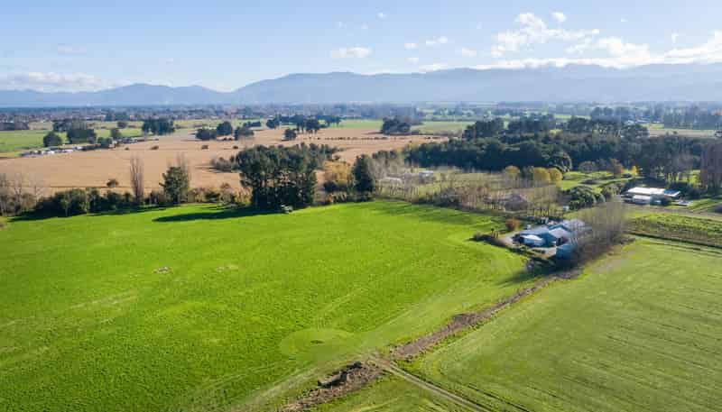 112 Ahikouka Road, Greytown