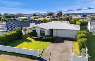16 Egmont Street, Patea