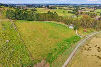 120 Campions Road, Cust