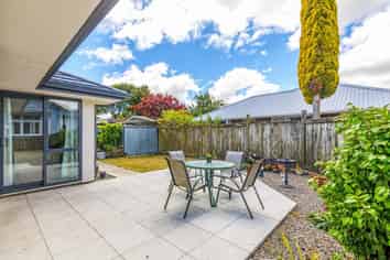 39 Shamrock Street, Takaro