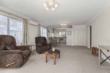 39 Shamrock Street, Takaro