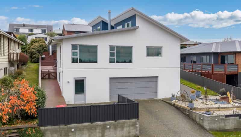 18 Moir Street, BALCLUTHA