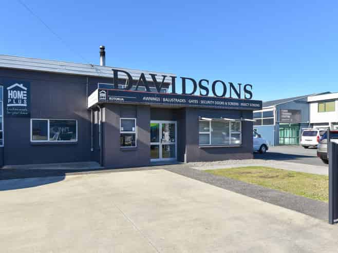 Commercial high-profile site 