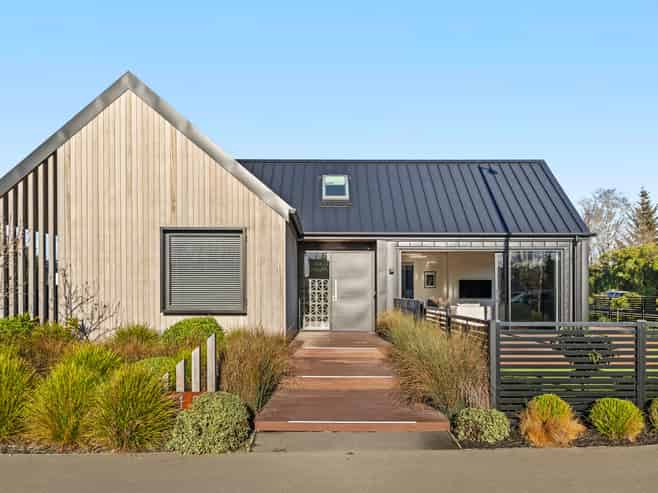 121 Claridges Road, Casebrook