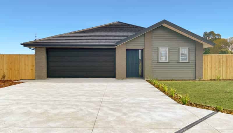 12 Cleaver St, Woodend