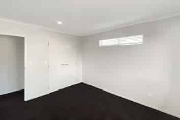 12 Cleaver St, Woodend