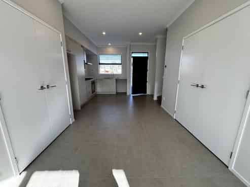 12 Kapia Road, Westgate