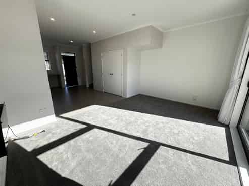 12 Kapia Road, Westgate