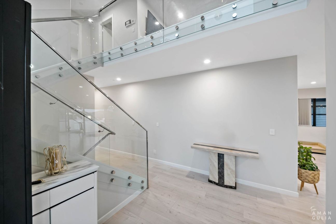 Must Be Sold - Elevated Family Home - Ansicht 5