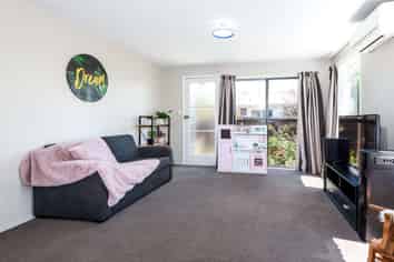 1/14 Gresford Street, Edgeware