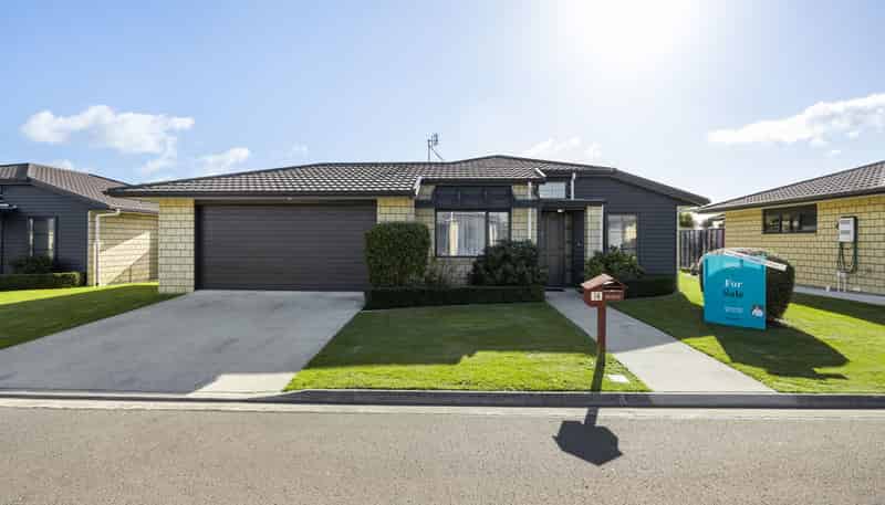 16/182 Gleneagles Drive, Te Awamutu