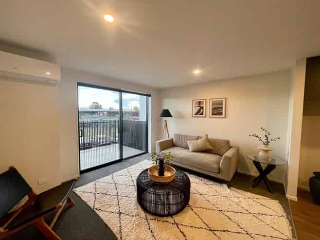 11/333 Lincoln Road, Addington