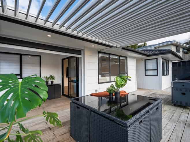 33 Trias Road, Totara Vale