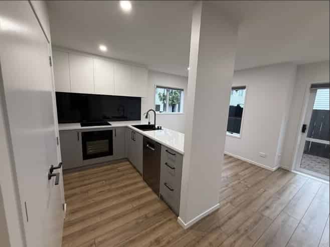 14/30 John Jennings Drive, Oteha