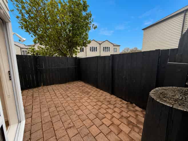 14/30 John Jennings Drive, Oteha