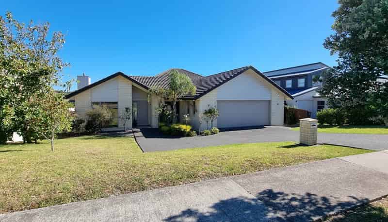 59 Pine Harbour Parade, Beachlands
