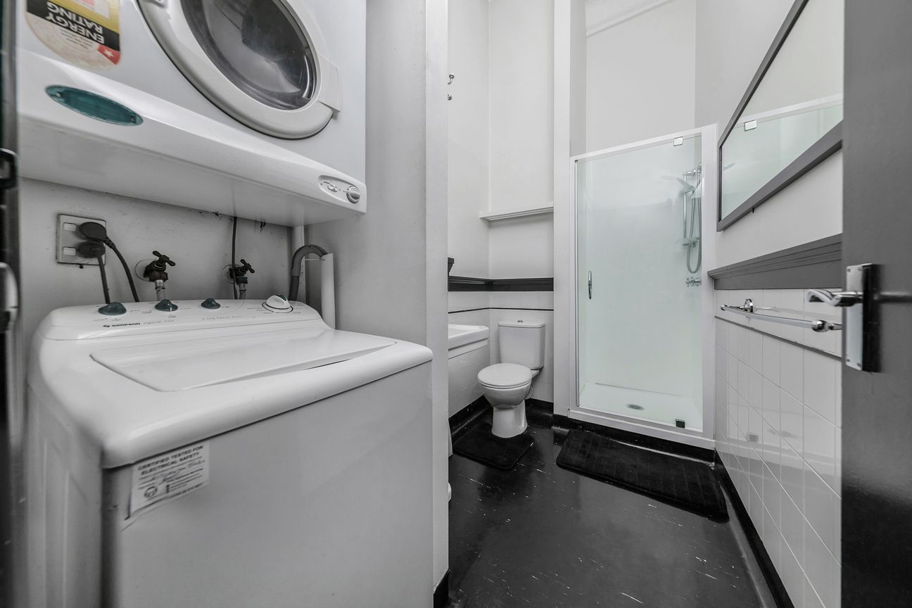 Effortless City Living - Well-Situated 2-Bedroom Apartment - Mehr