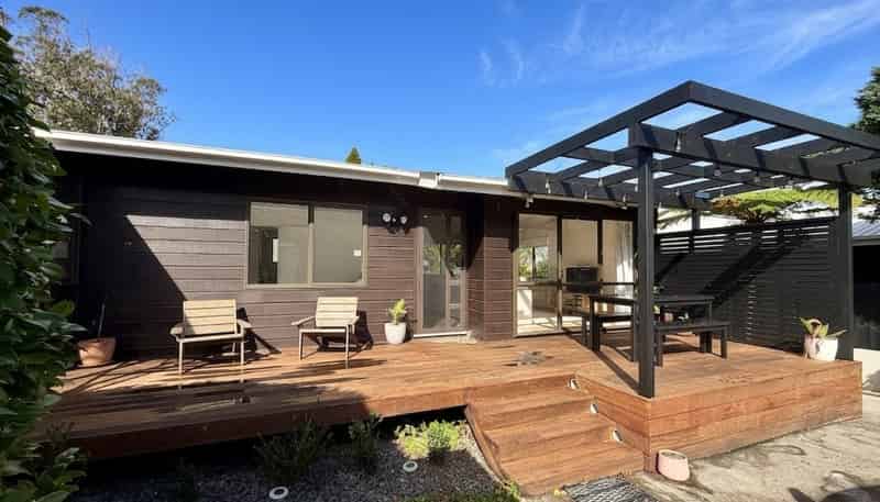 30A Selwyn Crescent, Forrest Hill