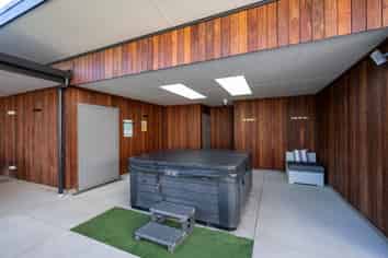 210/33 Beach Road, Tahunanui