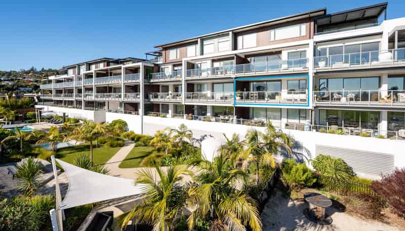 210/33 Beach Road, Tahunanui