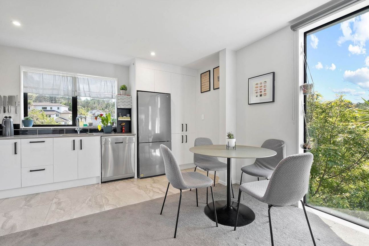 Step Into a Lifestyle of Comfort and Convenience! - Ansicht 6