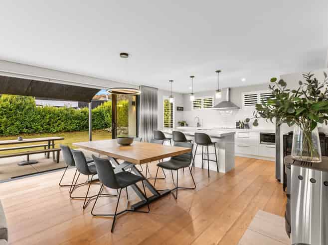7 Kamahi Street, Wanaka