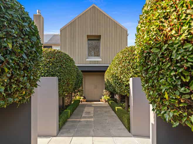 20 Thornycroft Street, Fendalton