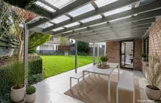 54A Heron Avenue East, Matua