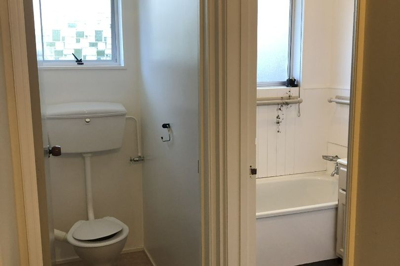 3 Bedroom home location is key - Więcej