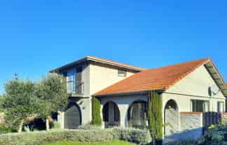 405 Avonhead Road, Avonhead