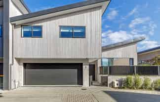 1 Matau Way, Hauraki