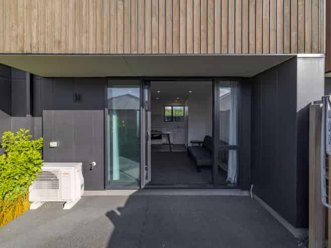 4/9 Milton Street, Somerfield