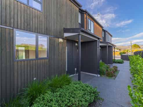 4/9 Milton Street, Somerfield