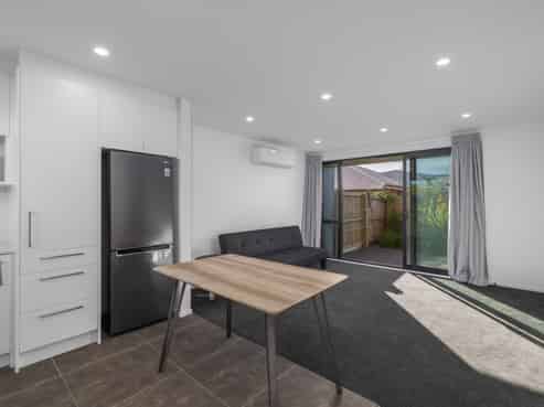 4/9 Milton Street, Somerfield