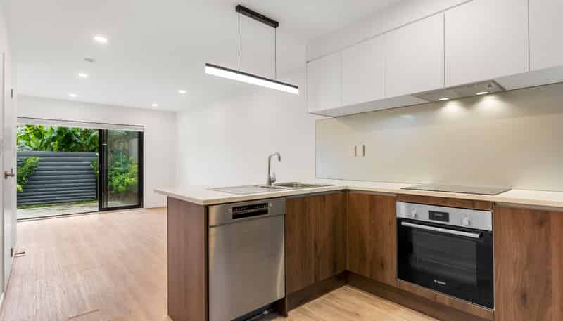 8/237 Swanson Road, Henderson