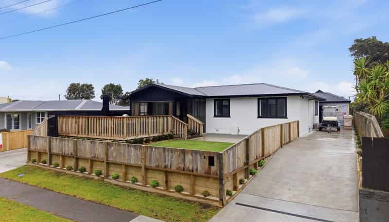 10 Titoki Street, Castlecliff