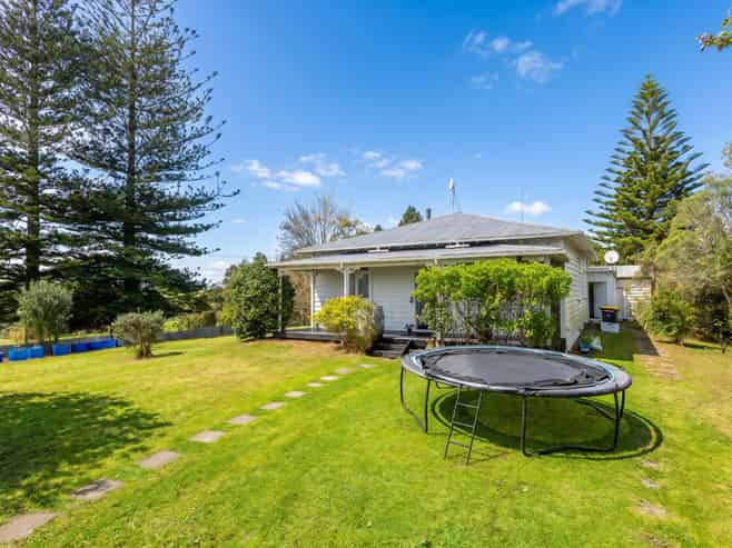 70 Biddle Road, Wellsford