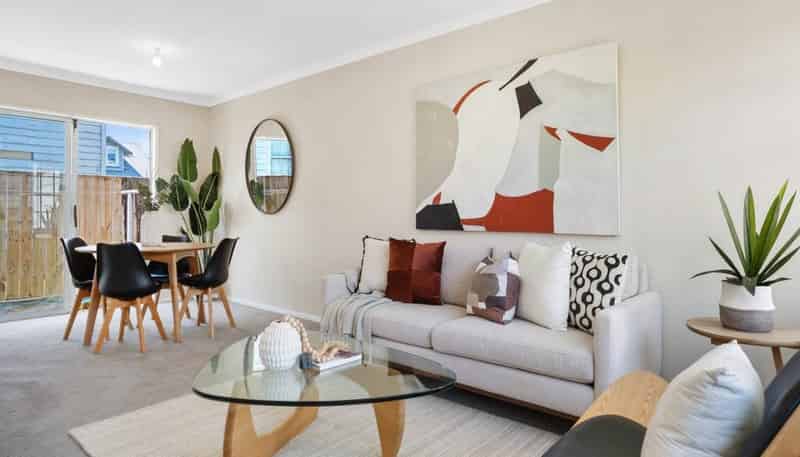 2/13 King Edward Avenue, Epsom